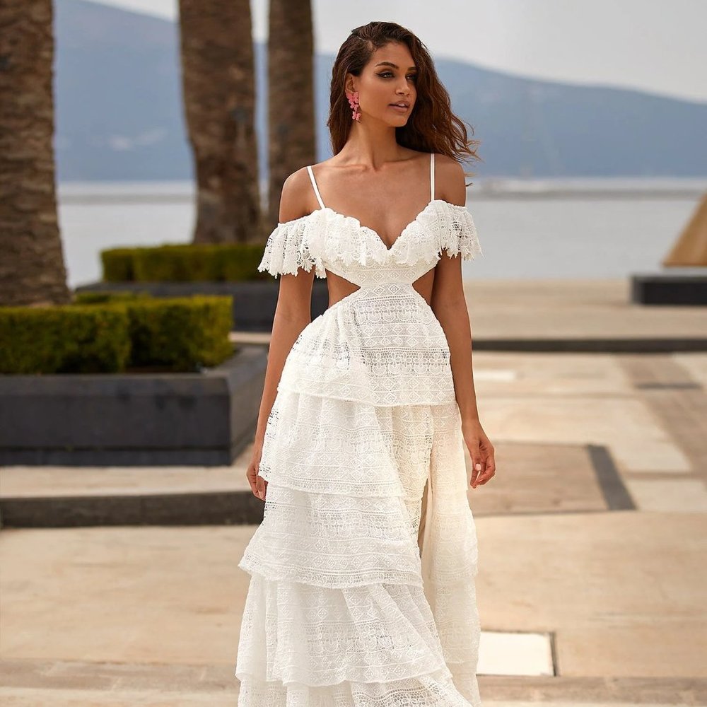 ALAMOUR THE LABEL LILIANA DRESS - White Lace dress Off Shoulder XS